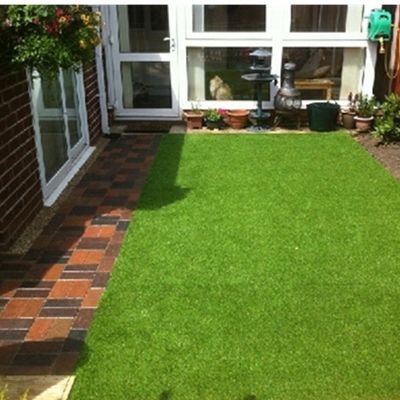 16800stitch/m2 Density Green U Shape Synthetic Grass with High Dtex and Green Color 16800stitch/m2 Density সবুজ ইউ আকৃতির কৃত্রিম ঘাস উচ্চ ডিটেক্স এবং সবুজ রঙের সাথে